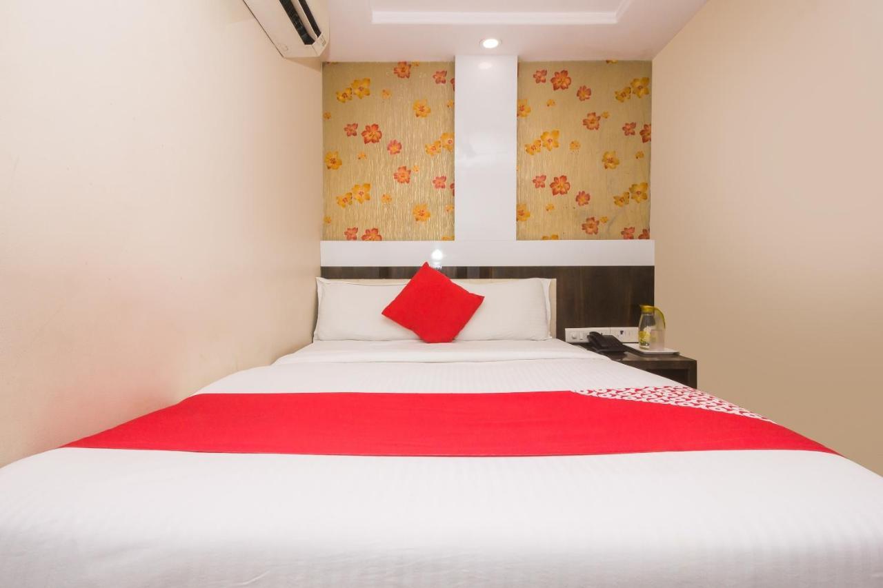 Capital O Hotel Pearl Near Us Embassy Mumbai Exterior foto